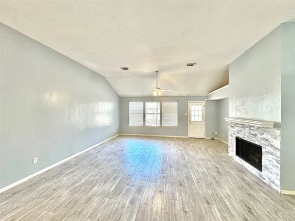 $2,100 | 15807 Pilgrim Hall Drive, Friendswood, TX 77546