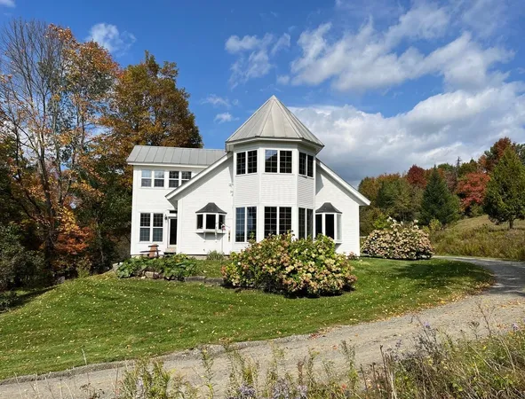 $899,000 | 179 Cate Hill Road, Greensboro, VT 05827