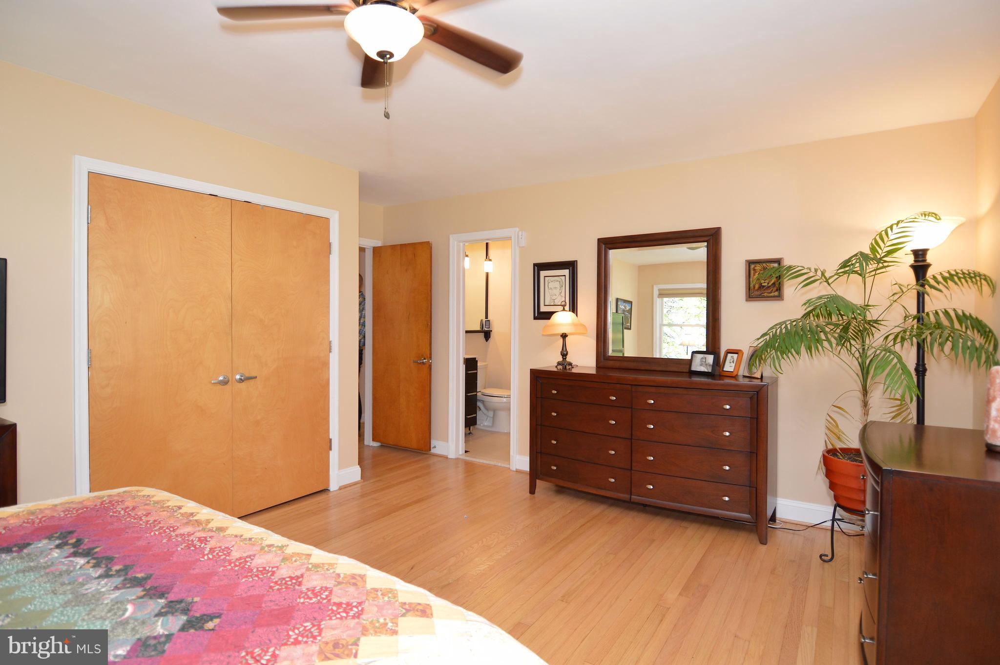 6448 Elmdale Road Alexandria, VA 22312 - Photo 14 of 28 Spacious Master