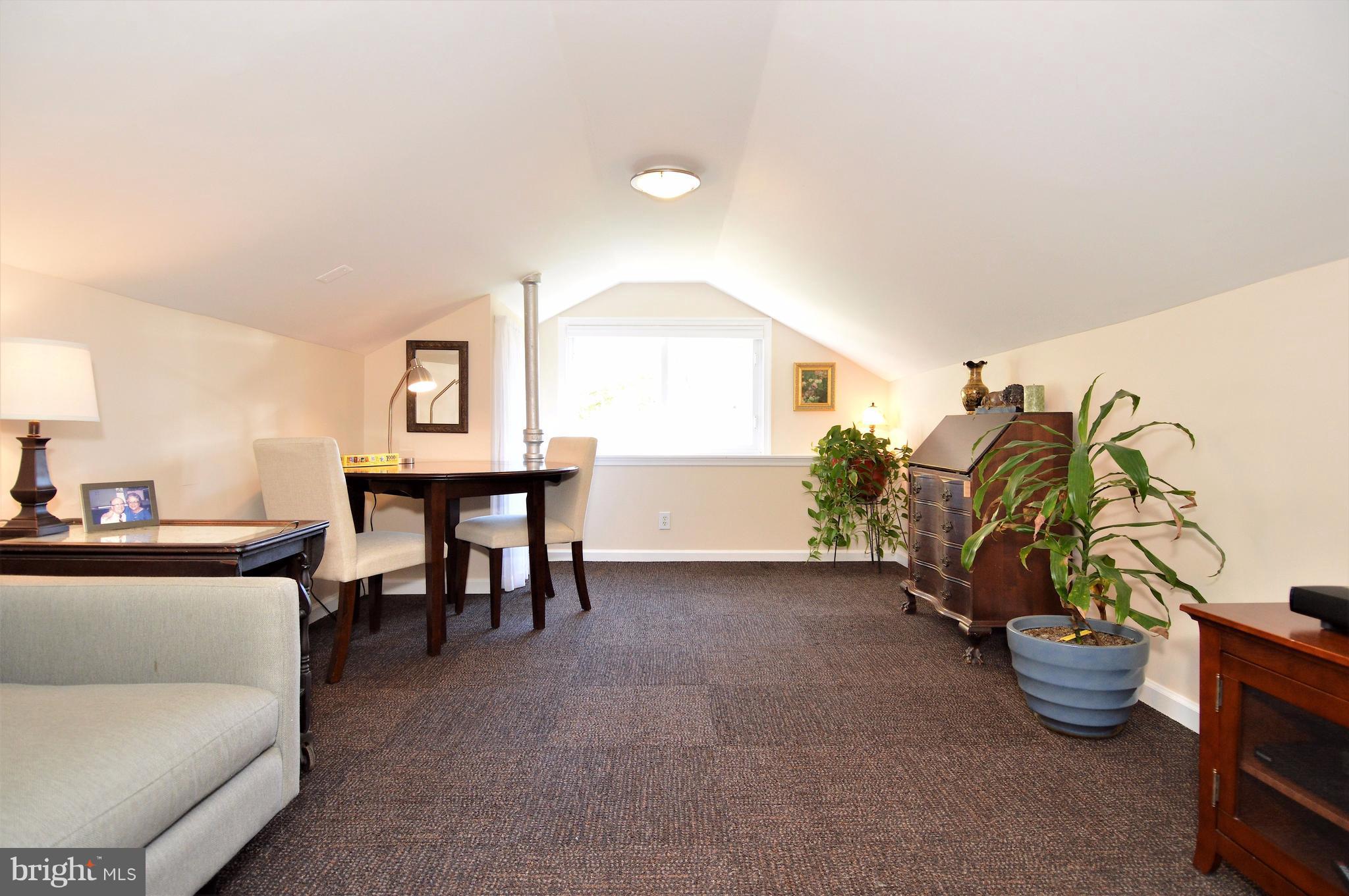 6448 Elmdale Road Alexandria, VA 22312 - Photo 20 of 28 Bedroom 4 / Bonus Room
