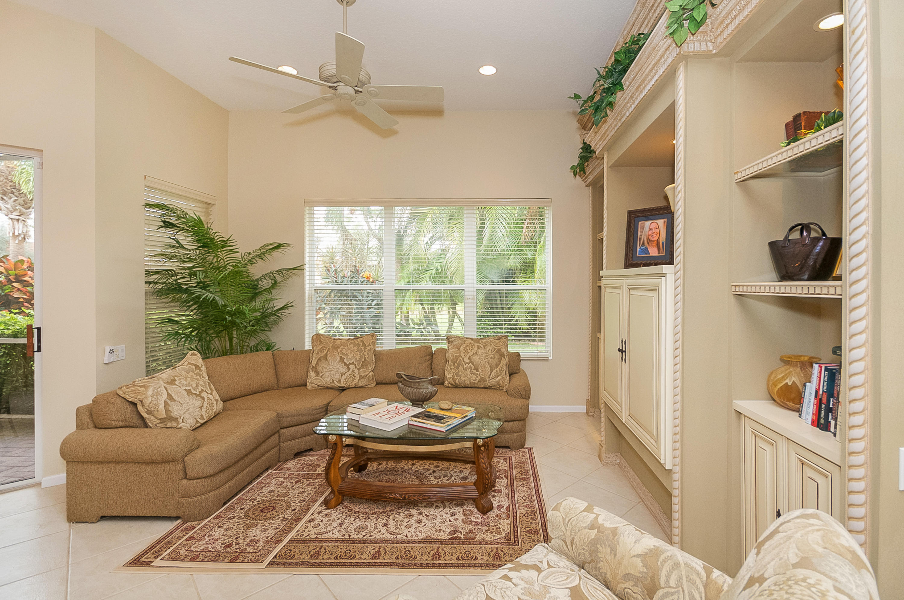 6685 Garde Road Boynton Beach, FL 33472 - Photo 13 of 26 6685_garde_rd_MLS_HID1089512_ROOMfamilyr