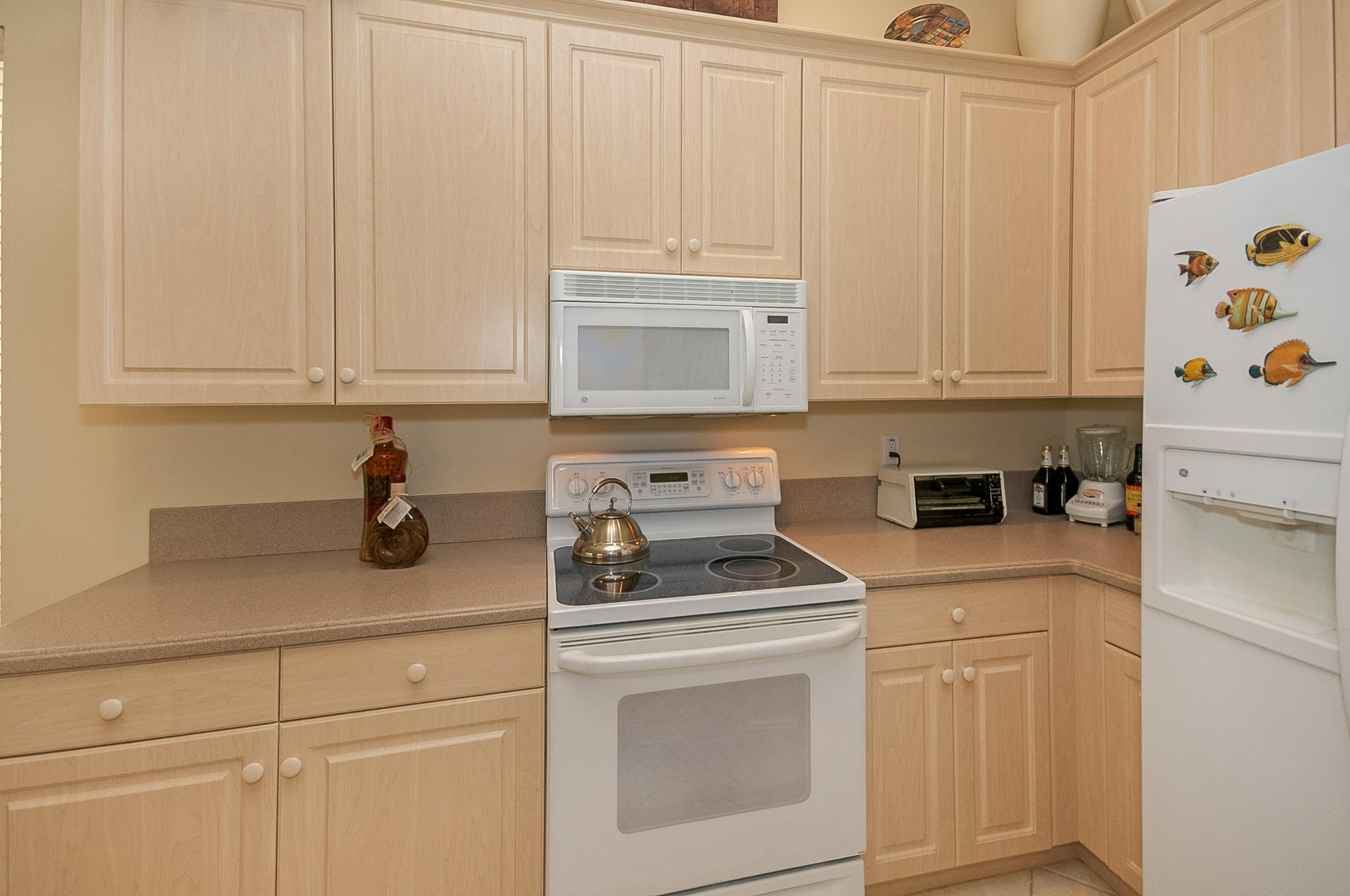 6685 Garde Road Boynton Beach, FL 33472 - Photo 10 of 26 6685_garde_rd_MLS_HID1089512_ROOMkitchen