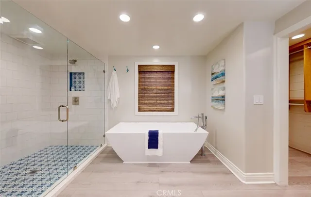 $1,989,000 | 322 12th Street, Huntington Beach, CA 92648