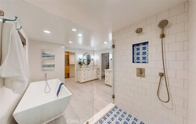 $1,989,000 | 322 12th Street, Huntington Beach, CA 92648