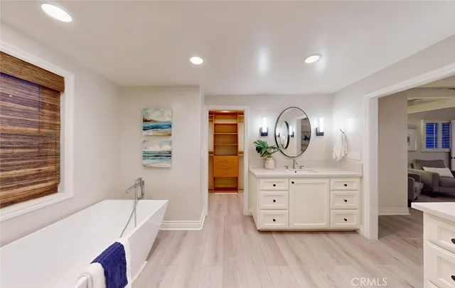 $1,989,000 | 322 12th Street, Huntington Beach, CA 92648