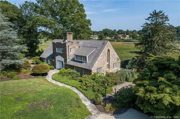 $2,650,000 | 1 Neck Road, Old Lyme, CT 06371