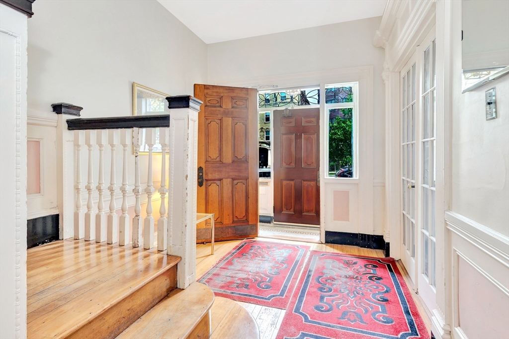 462 Park Drive Boston, MA 02215 - Photo 5 of 42