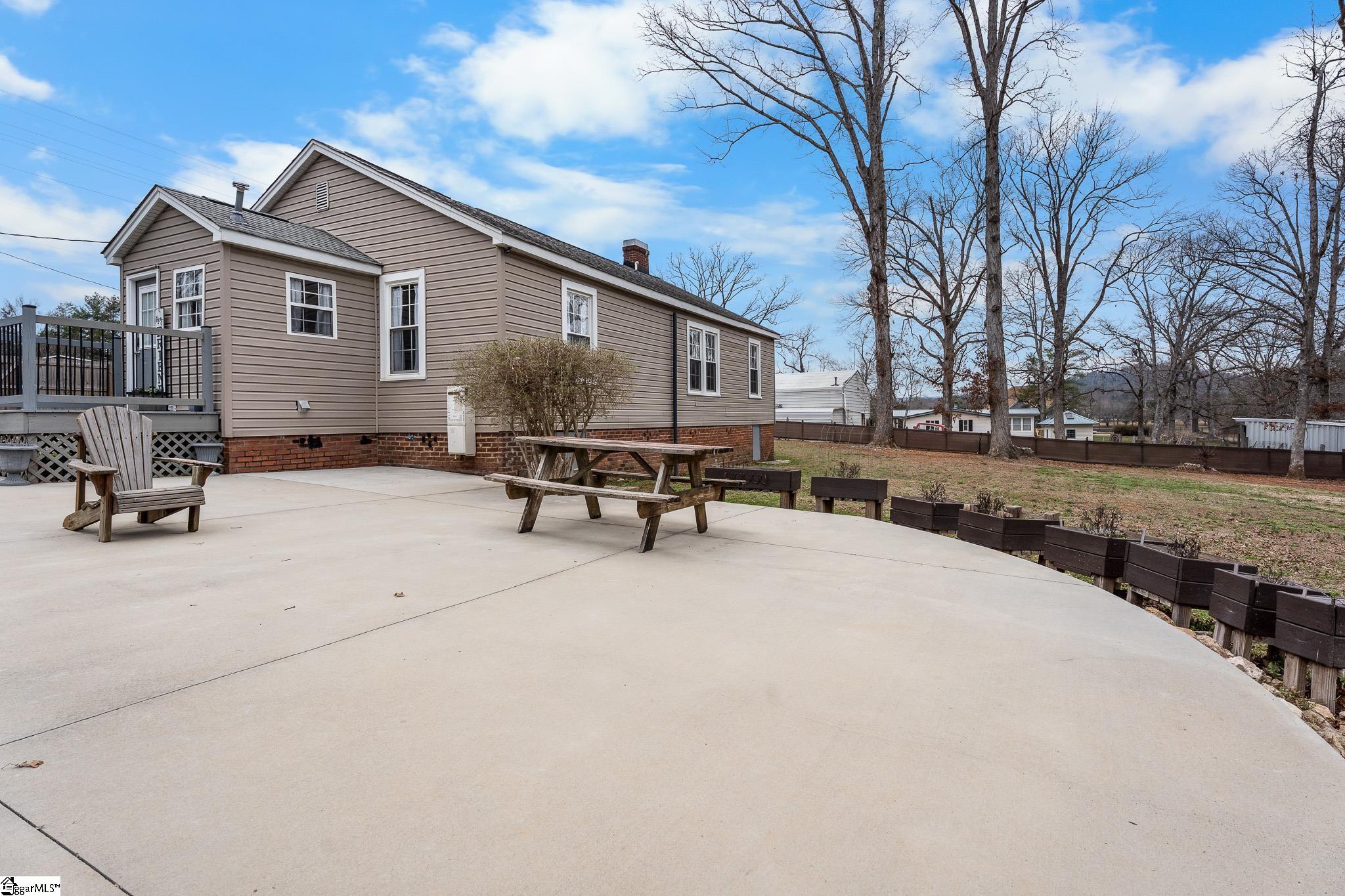 1316 Jameson Road Easley, SC 29640 - Photo 21 of 28