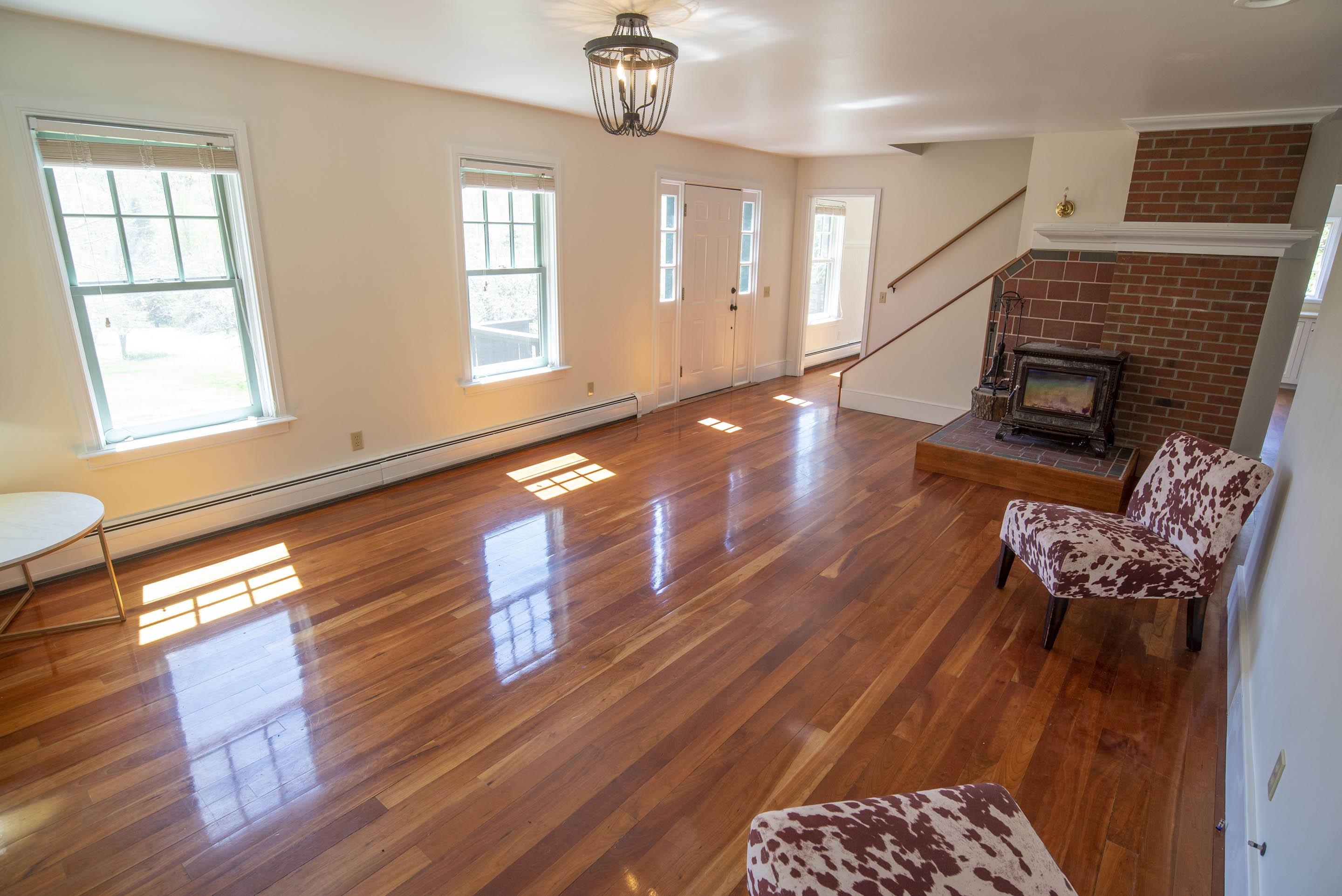 1150 Chase Road Berlin, VT 05602 - Photo 5 of 40