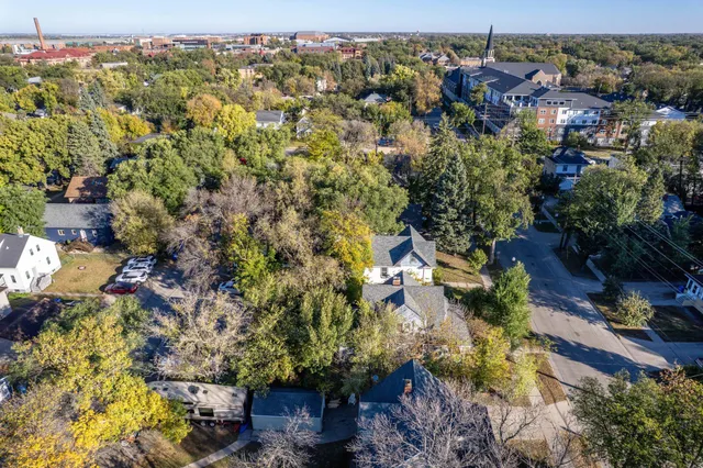 $230,000 | 1026 North University Drive, Fargo, ND 58102