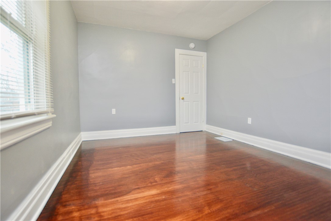 60 Rialto Street Rochester, NY 14621 - Photo 27 of 31