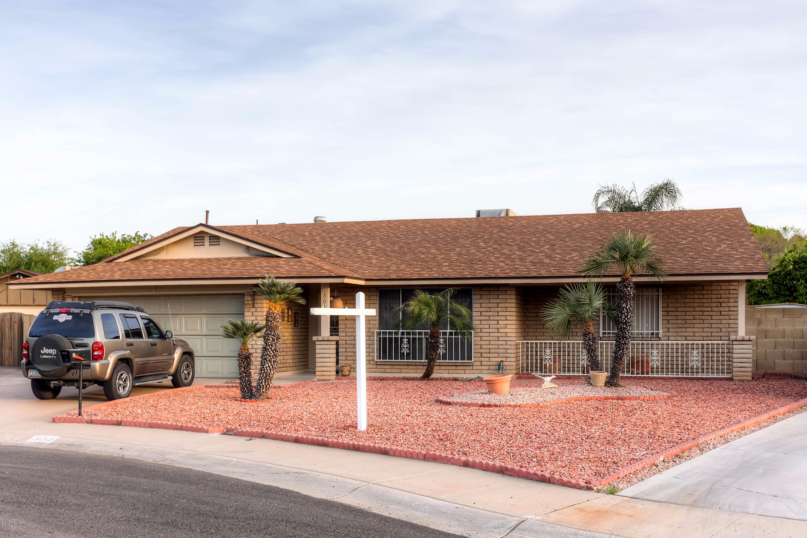 3049 West Redfield Road Phoenix, AZ 85053 - Photo 28 of 28 RedfieldFront