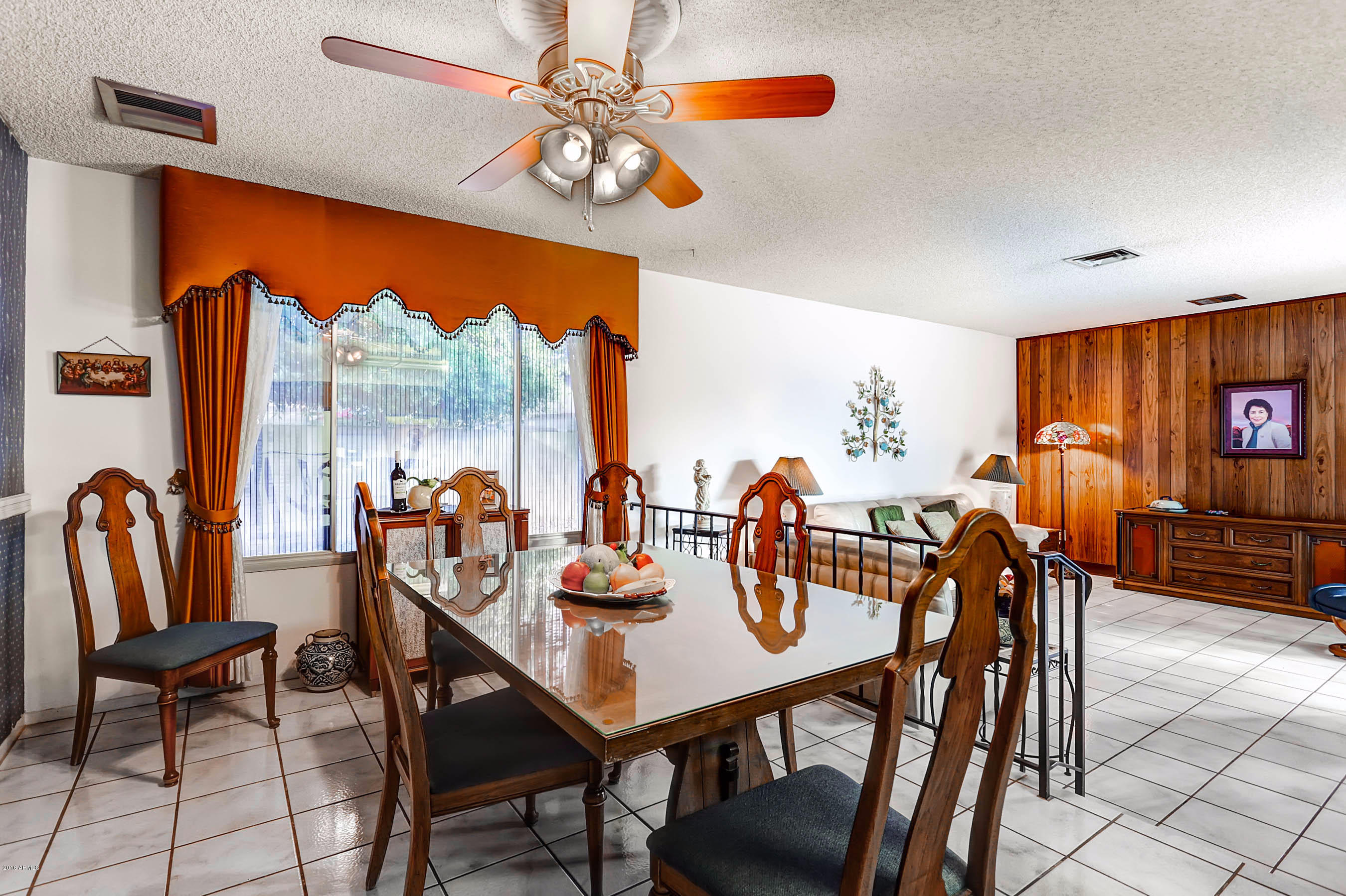 3049 West Redfield Road Phoenix, AZ 85053 - Photo 9 of 28 RedfieldDiningRoom