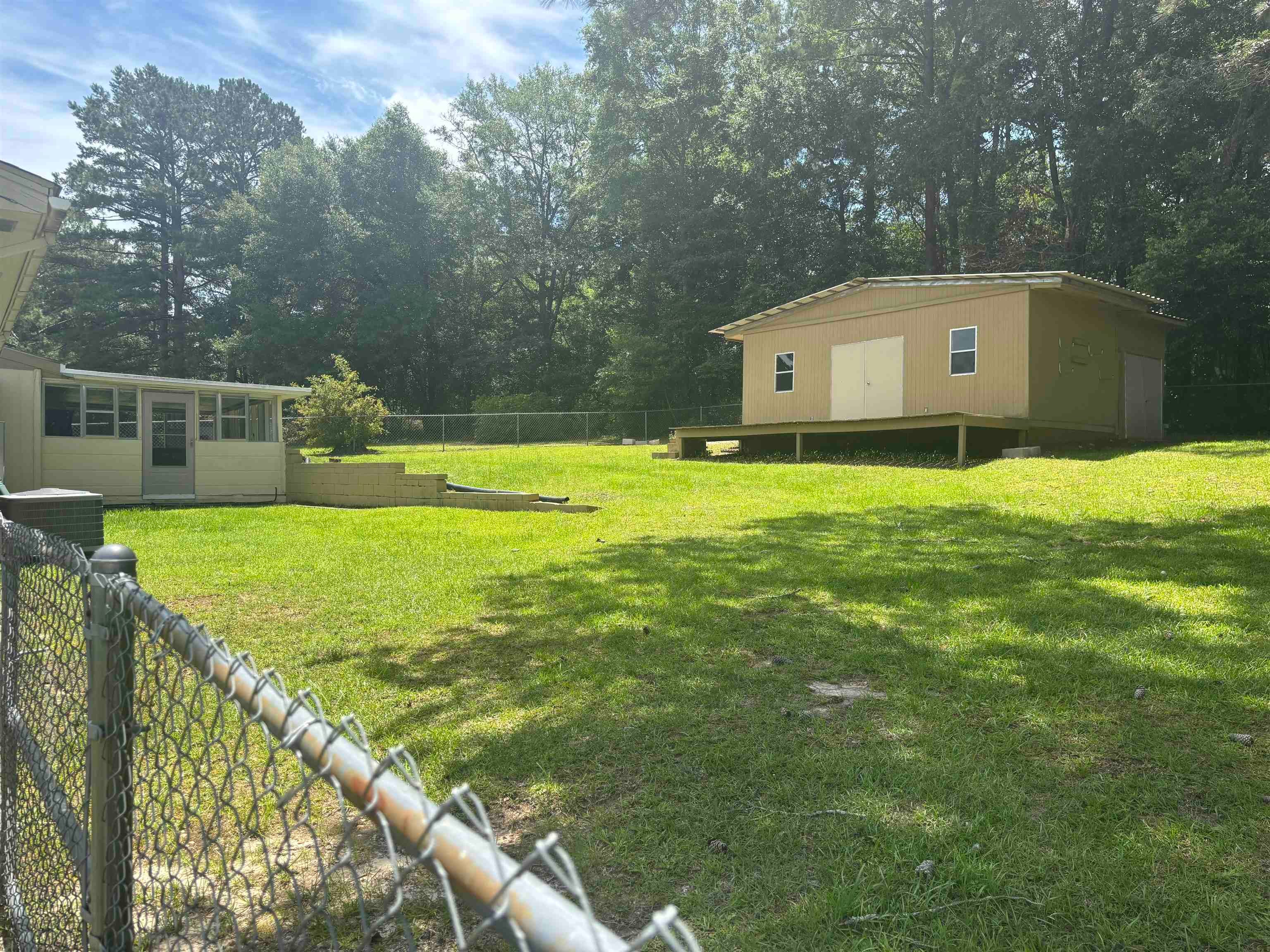 200 Coy Street Andalusia, AL 36421 - Photo 3 of 20 Gallery Image 3