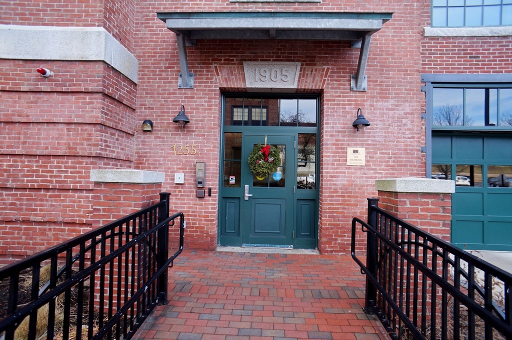 1255 Adams Street, Unit 105 Boston, MA 02124 - Photo 27 of 33