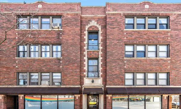 $1,600 | 419 Harrison Street, Unit 2, Oak Park, IL 60304