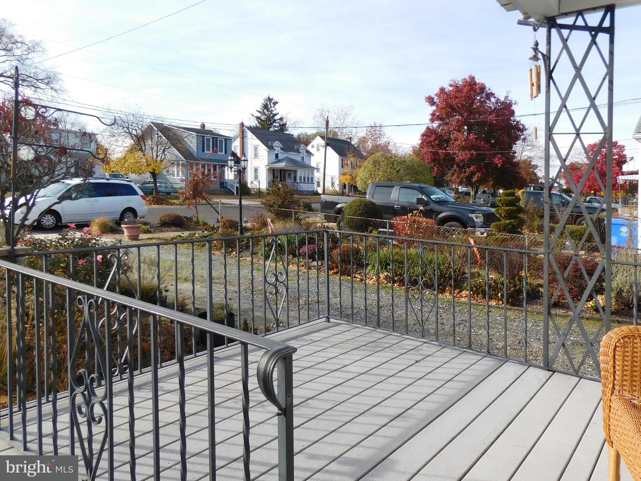 415 Lippincott Avenue Riverside, NJ 08075 - Photo 3 of 60 Front porch from front door area.