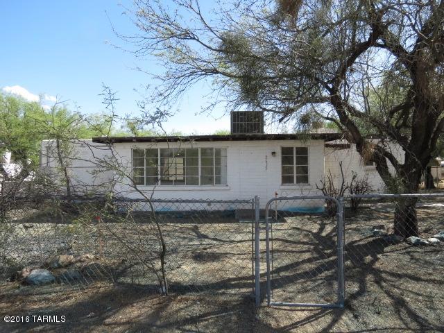 2625 West Curtis Road Tucson, AZ 85705 - Photo 1 of 36 Gallery Image 1