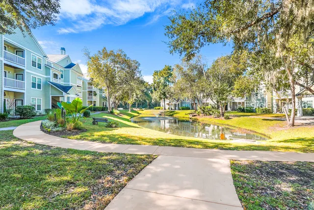 $209,000 | 100 Kensington Boulevard, Unit 305, Bluffton, SC 29910