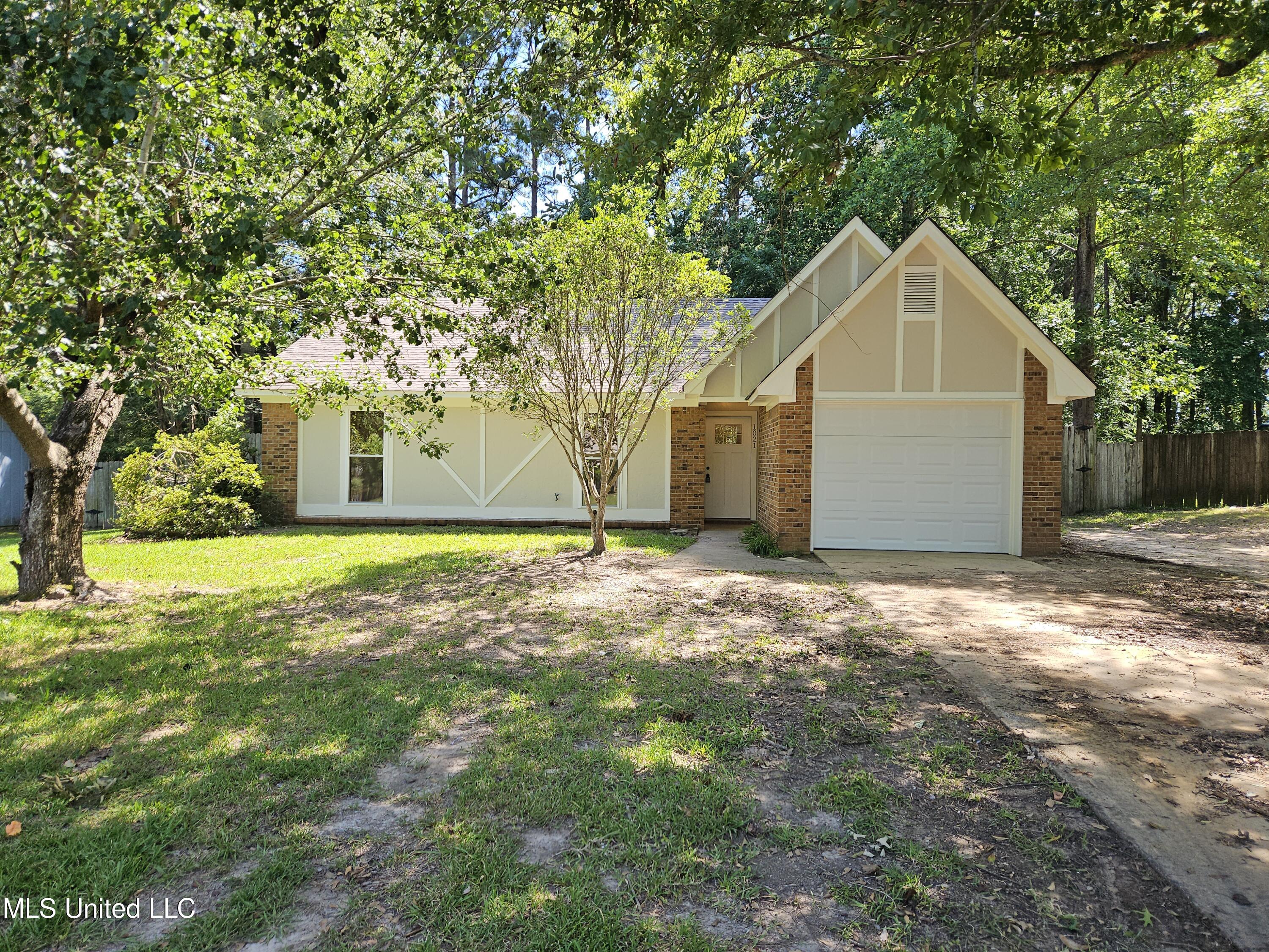 1021 R N Whitfield Street Florence, MS 39073 - Photo 1 of 15 20240611_152321