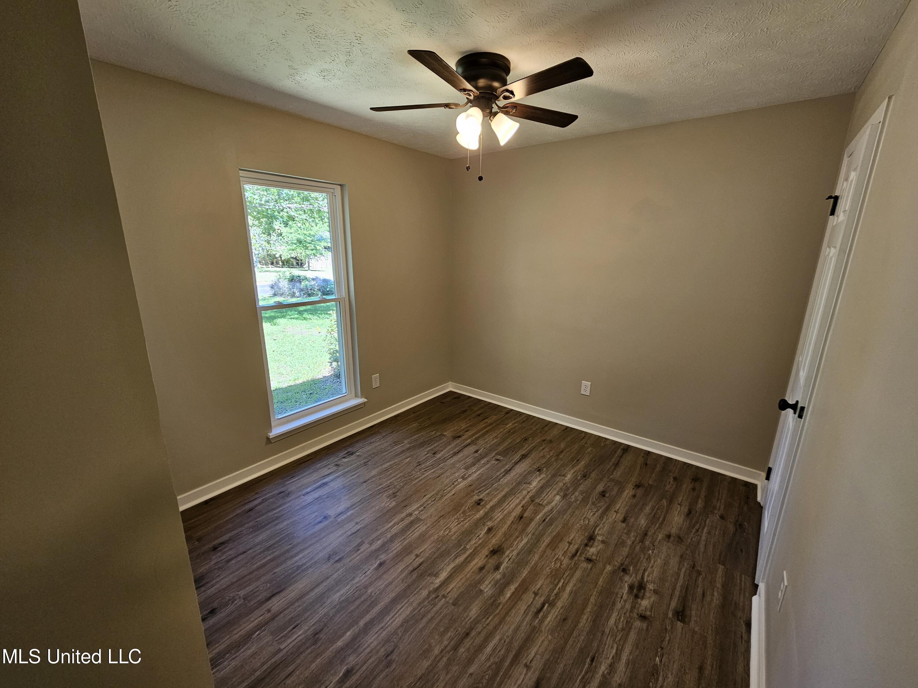 1021 R N Whitfield Street Florence, MS 39073 - Photo 12 of 15 20240611_153842