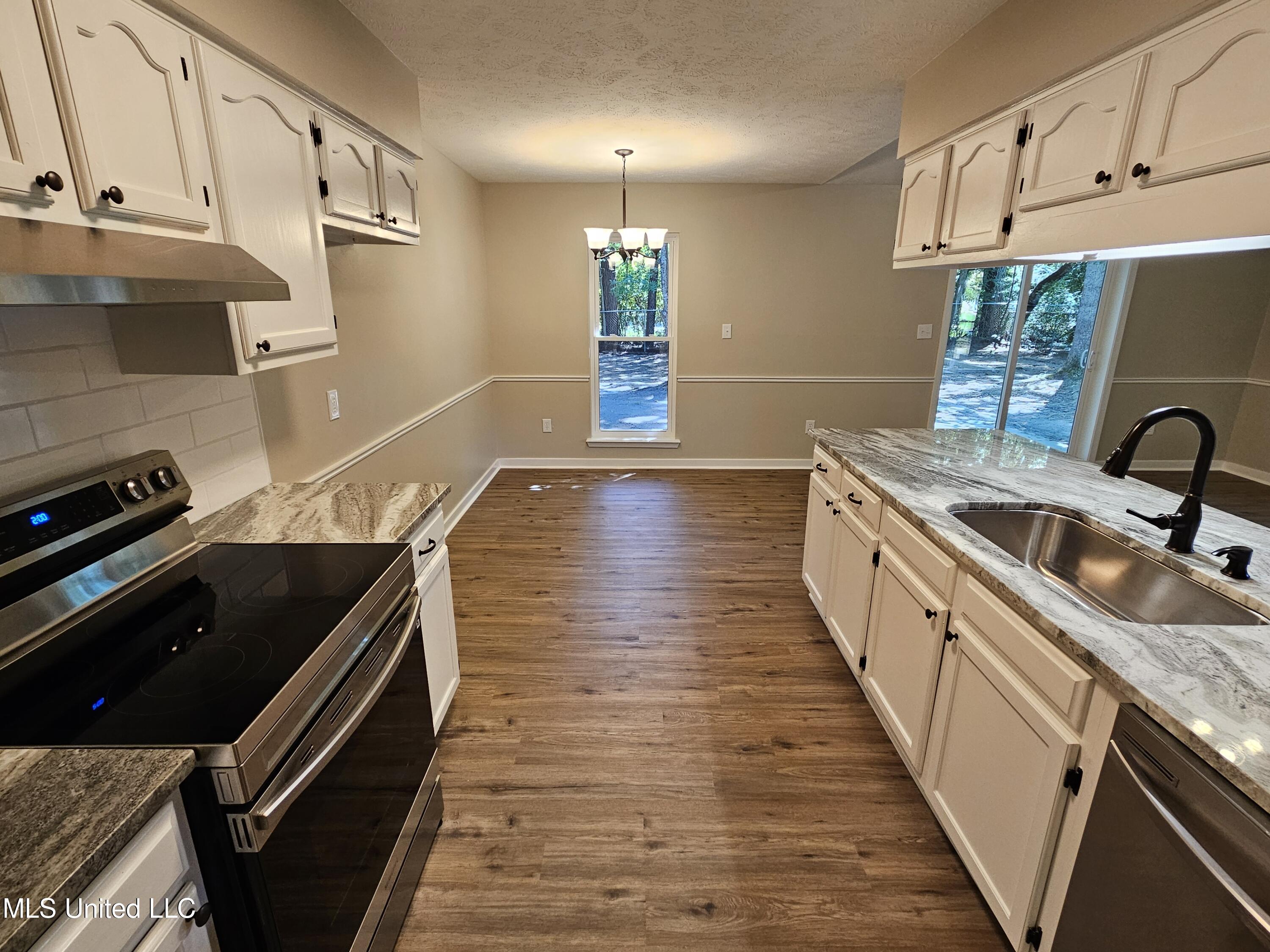 1021 R N Whitfield Street Florence, MS 39073 - Photo 8 of 15 20240611_153642