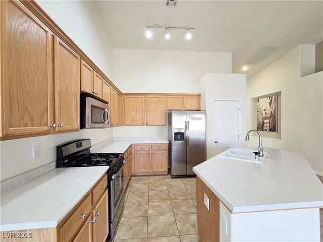 $1,795 | 9818 Nicova Avenue, Las Vegas, NV 89148