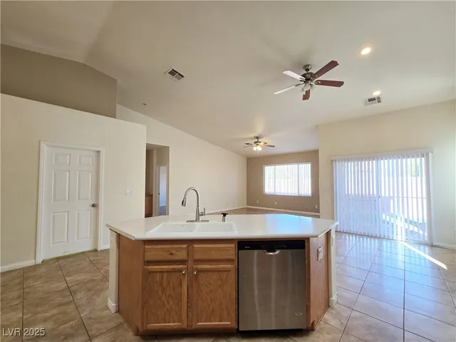 $1,795 | 9818 Nicova Avenue, Las Vegas, NV 89148