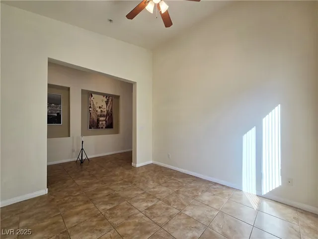 $1,795 | 9818 Nicova Avenue, Las Vegas, NV 89148