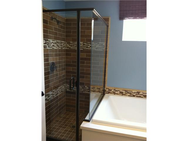 1276 Pershing Road Chula Vista, CA 91913 - Photo 6 of 9 Master Shower
