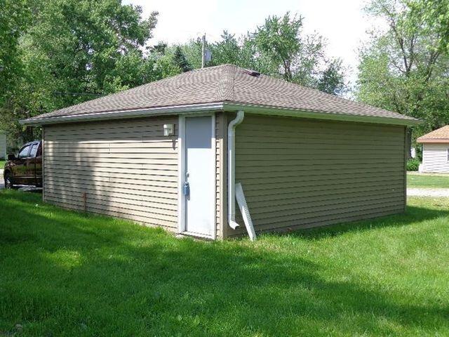 1314 East Miller Street Griffith, IN 46319 - Photo 4 of 18 640x480