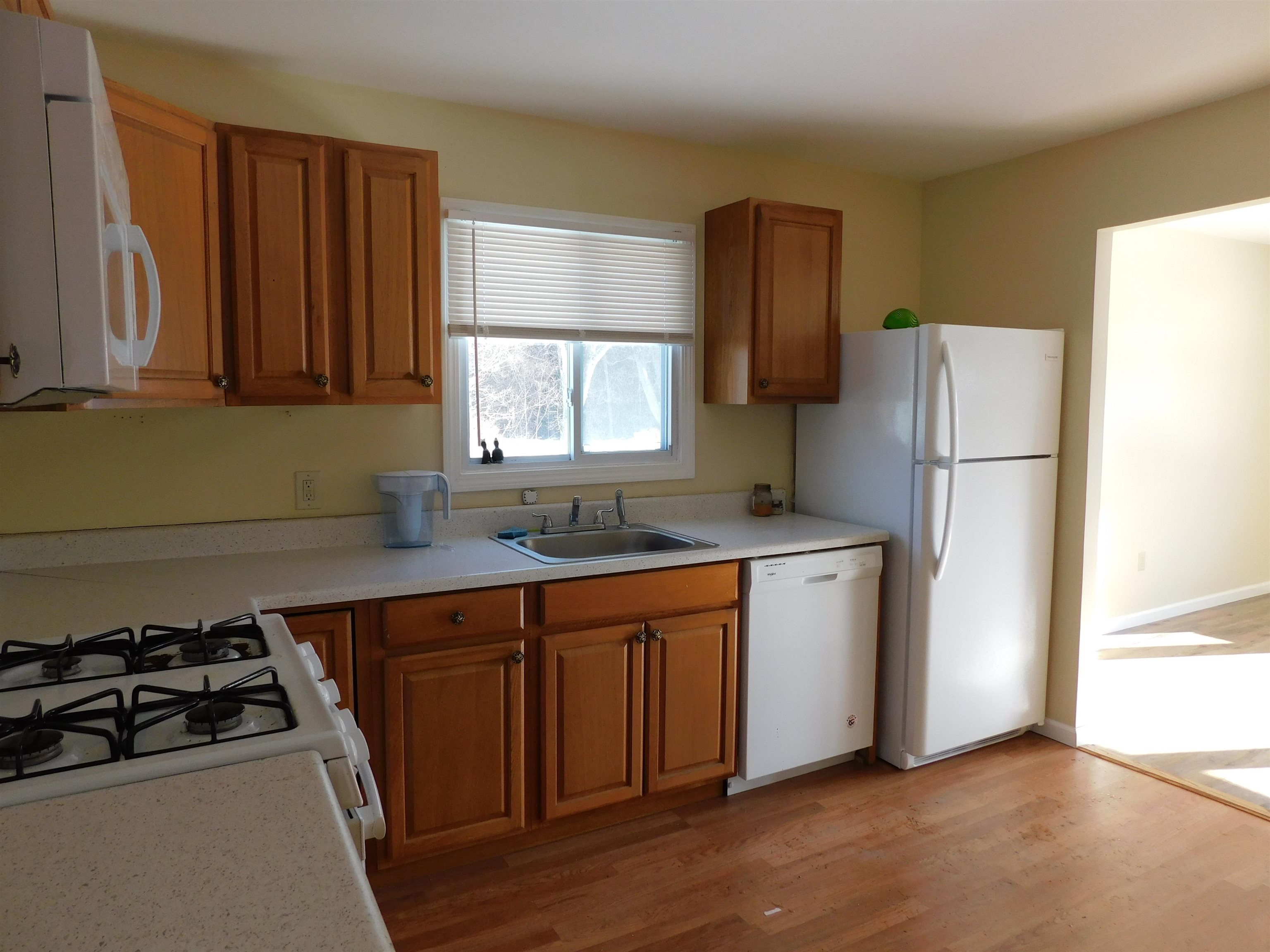 8 Cardinal Drive Springfield, VT 05156 - Photo 5 of 11