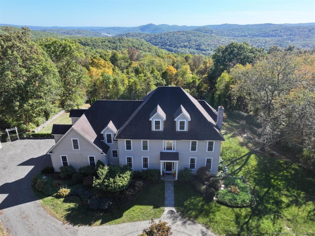 5 Lyric Lane New Milford, CT 06776 - Photo 10 of 36