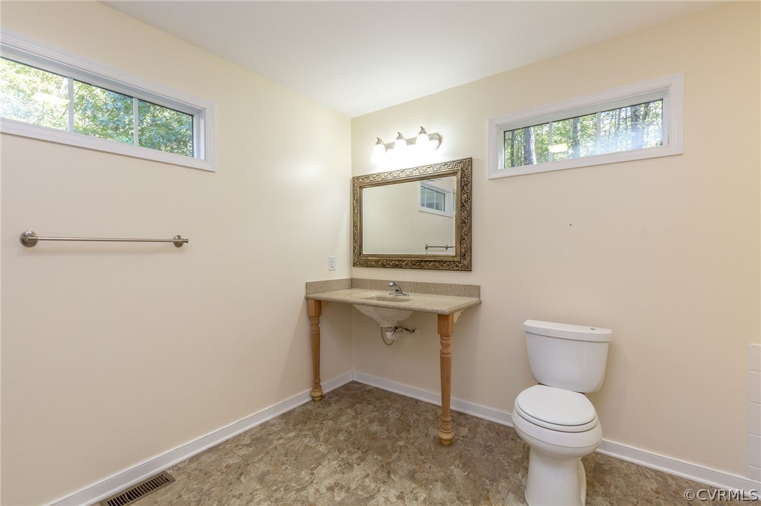 3880 Howell Road Powhatan, VA 23139 - Photo 19 of 25 Gallery Image 19