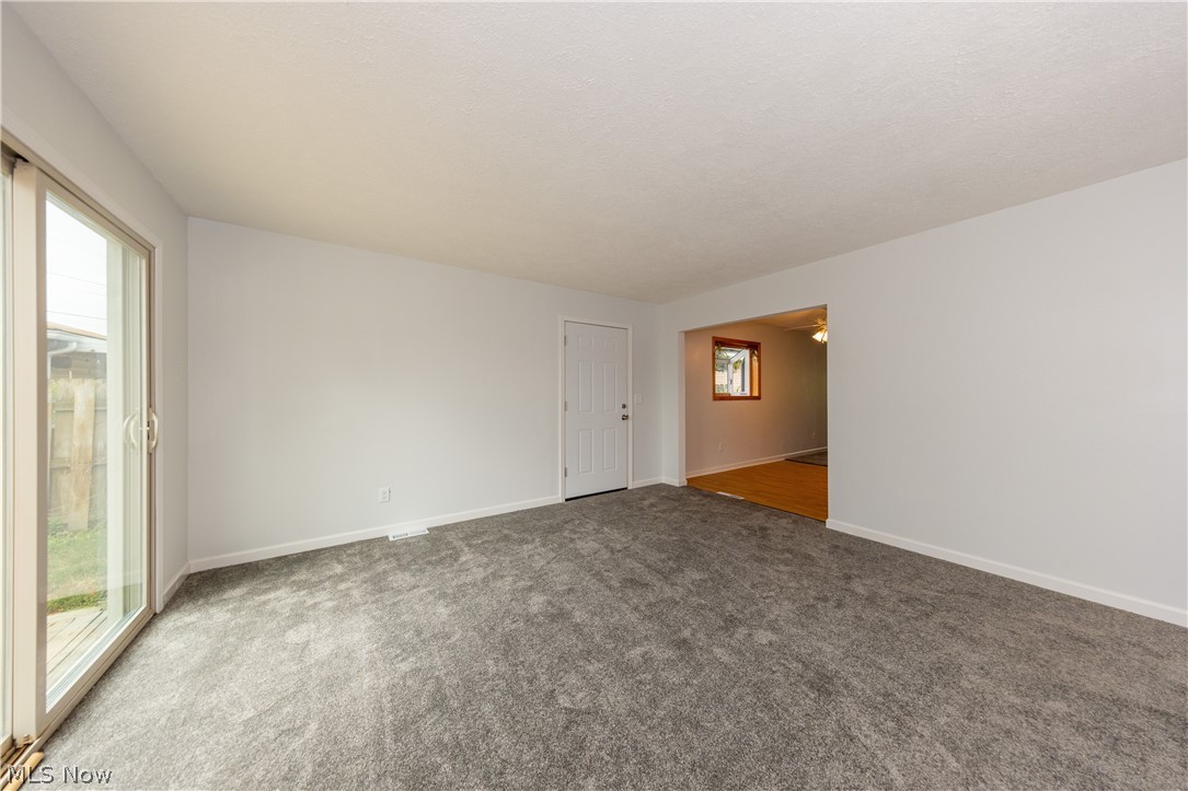 14592 Sheldon Road Brook Park, OH 44142 - Photo 14 of 34