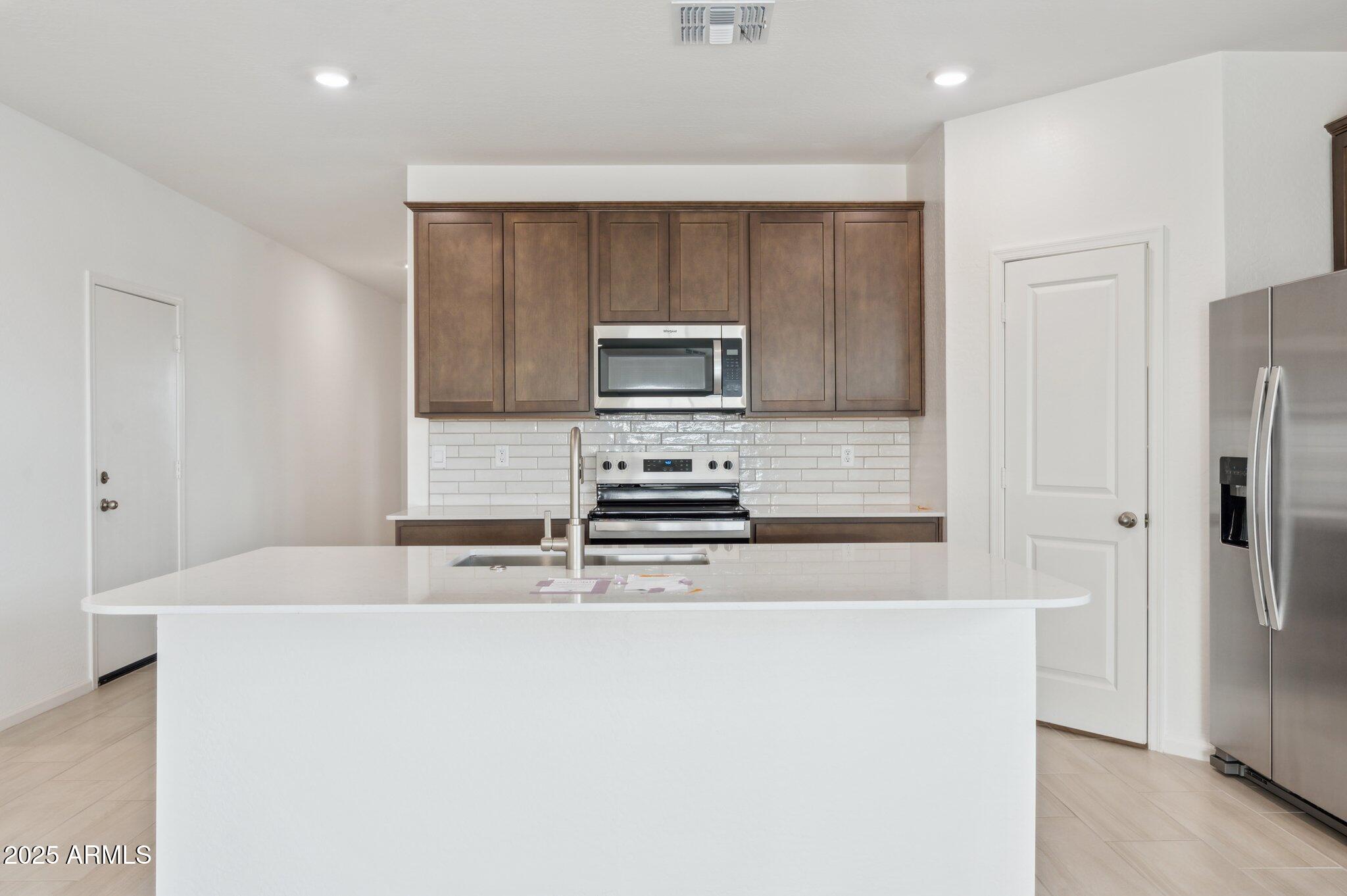 25489 West Fraktur Road Buckeye, AZ 85326 - Photo 14 of 36 13-web-or-mls-25425-w-graham-trl-lot-313
