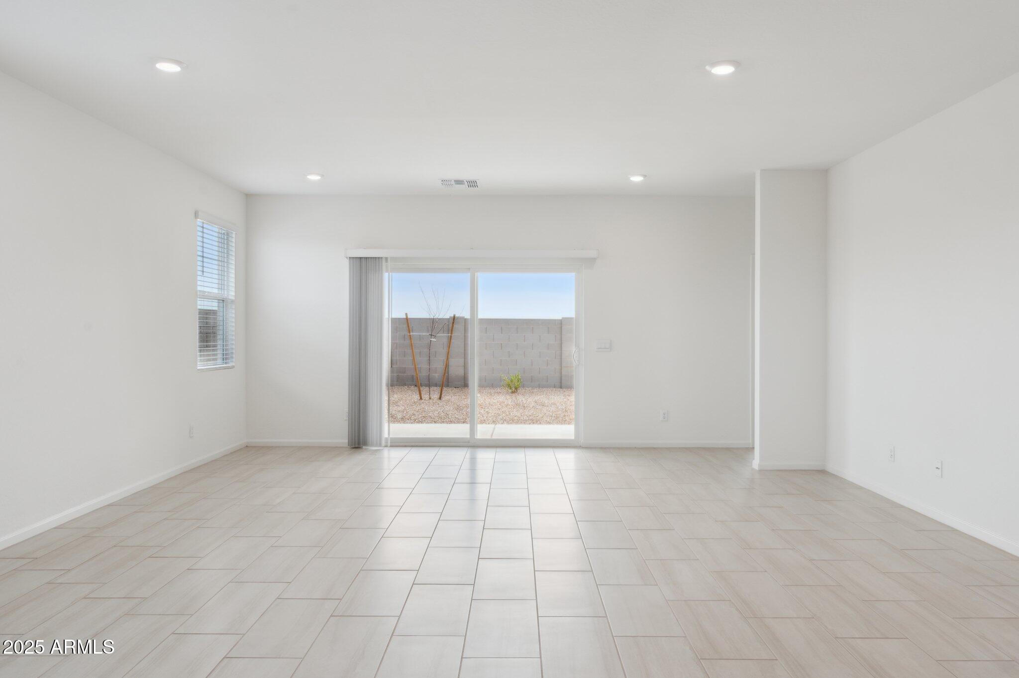 25489 West Fraktur Road Buckeye, AZ 85326 - Photo 5 of 36 4-web-or-mls-25425-w-graham-trl-lot-313-