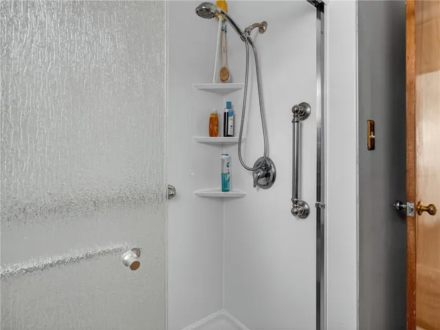 $170,000 | 241 Knapp Avenue, Irondequoit, NY 14609