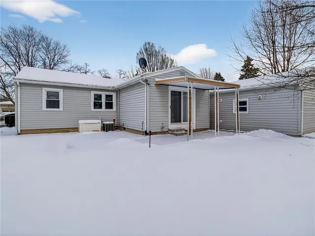 $170,000 | 241 Knapp Avenue, Irondequoit, NY 14609