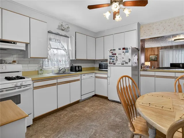 $170,000 | 241 Knapp Avenue, Irondequoit, NY 14609