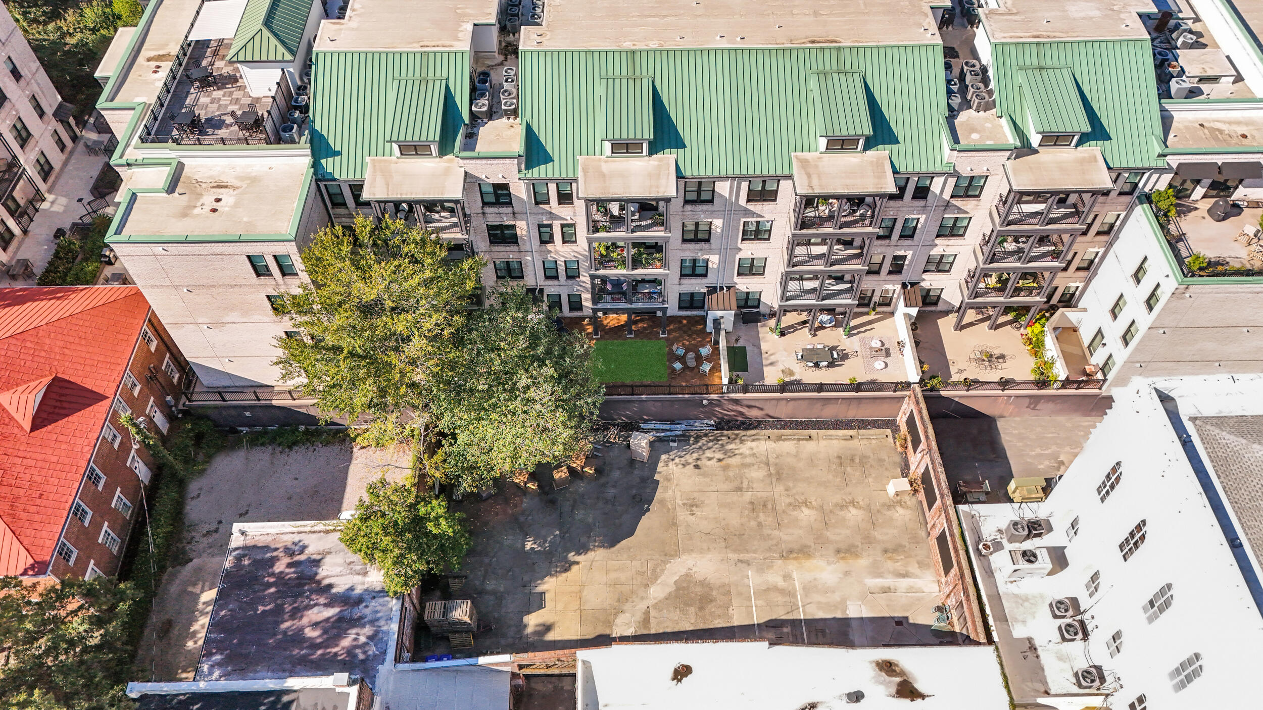21 George Street, Unit 111 Charleston, SC 29401 - Photo 32 of 34 41_dji_20251016072414_0042_d