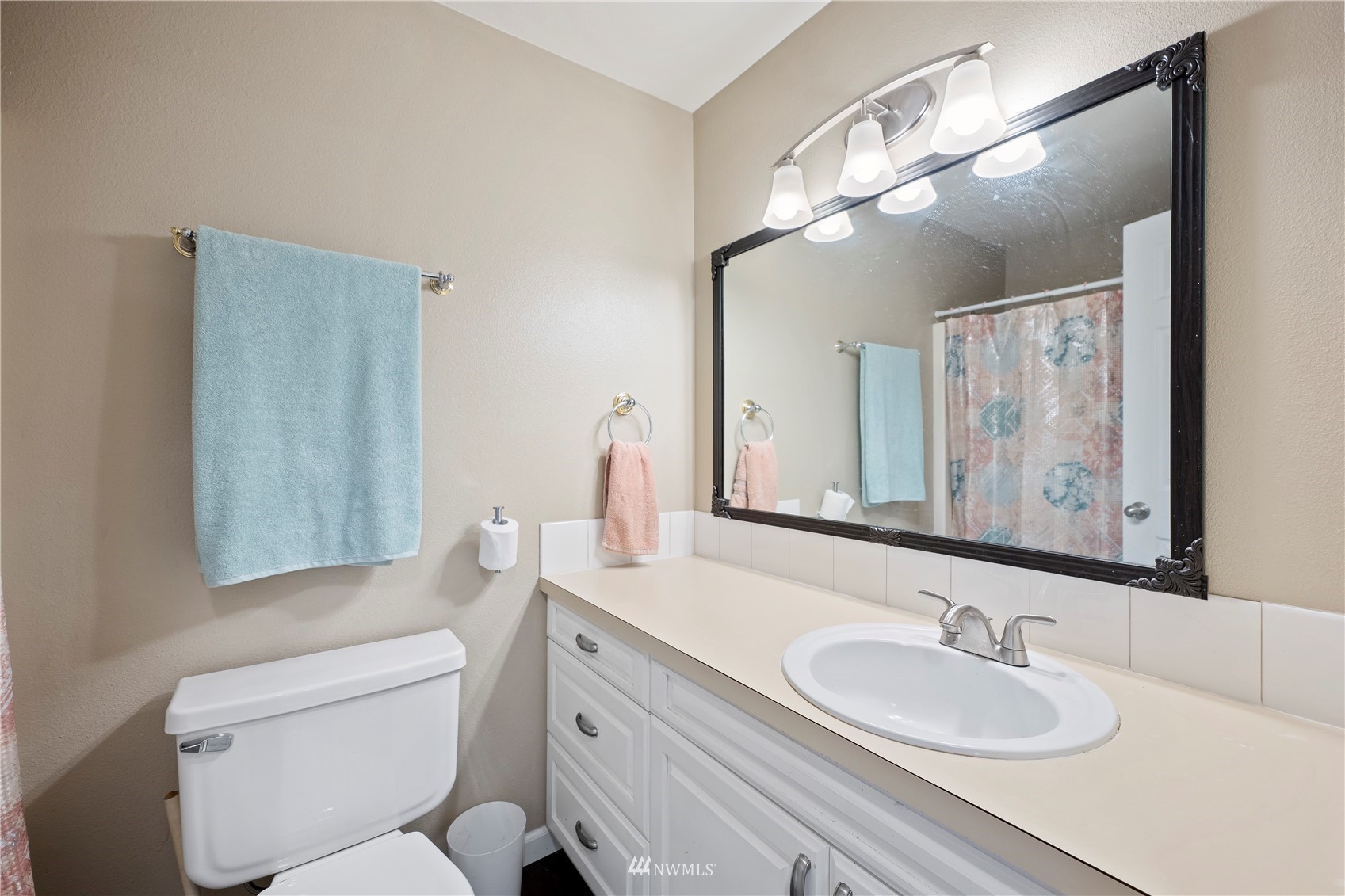 6033 60th Loop Southeast Lacey, WA 98513 - Photo 13 of 23 Gallery Image 13