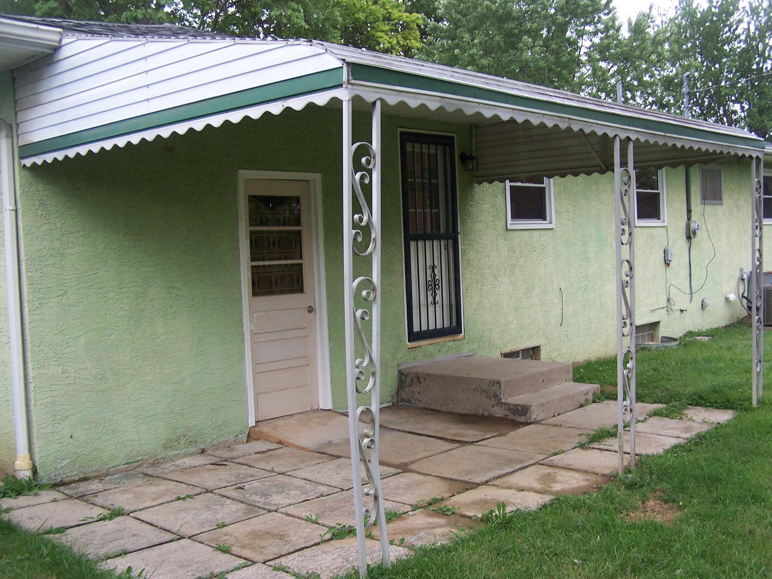1793 Berkeley Road Columbus, OH 43207 - Photo 4 of 26
