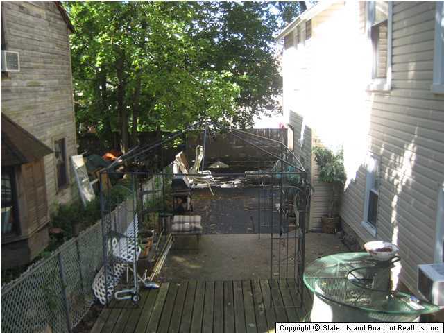 53 Belair Road Staten Island, NY 10305 - Photo 11 of 14 a view of balcony