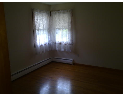 234 Rolf Avenue Chicopee, MA 01020 - Photo 11 of 17 Gallery Image 11