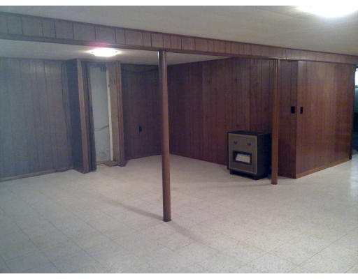 234 Rolf Avenue Chicopee, MA 01020 - Photo 14 of 17 Gallery Image 14