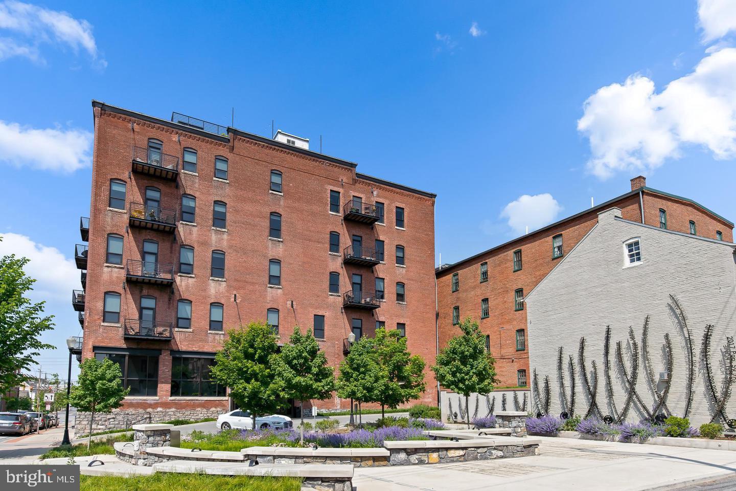 41 West Lemon Street, Unit 603 Lancaster, PA 17603 - Photo 4 of 63 Adjacent Pocket Park