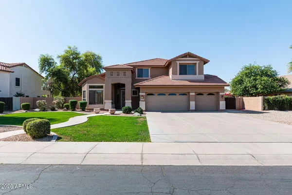 $750,000 | 149 East Canyon Creek Drive, Gilbert, AZ 85295