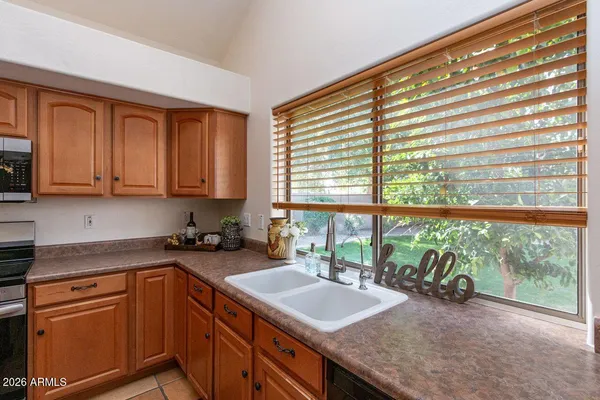 $750,000 | 149 East Canyon Creek Drive, Gilbert, AZ 85295