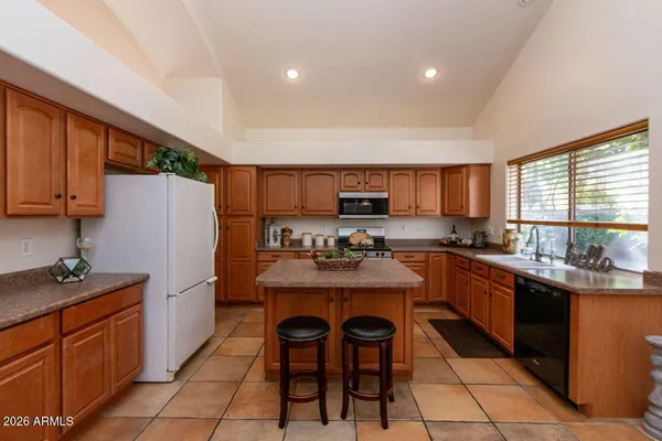 $750,000 | 149 East Canyon Creek Drive, Gilbert, AZ 85295